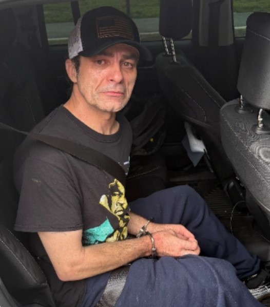 ICE prende brasileiro em Massachusetts após disputa com xerife sobre pedido de detenção