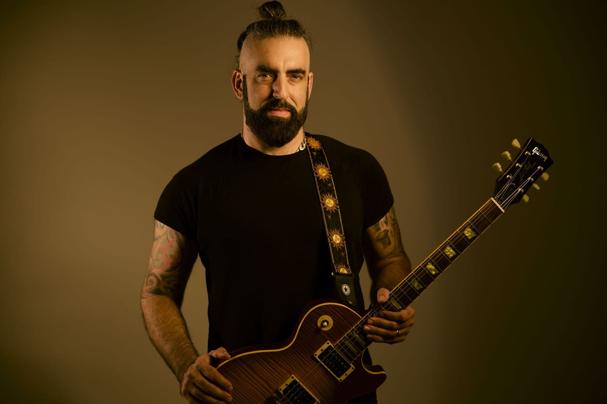 Pedro Abdala leva experiência de mais de 3 mil shows a passeio especial pela Baía de Nova York