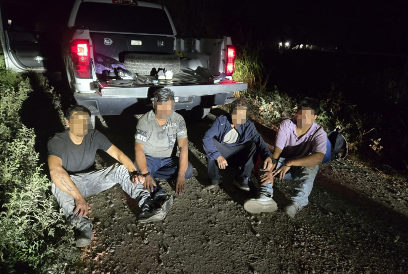 Patrulha de Fronteira dos EUA resgata quatro pessoas presas em vagão de carga no Texas