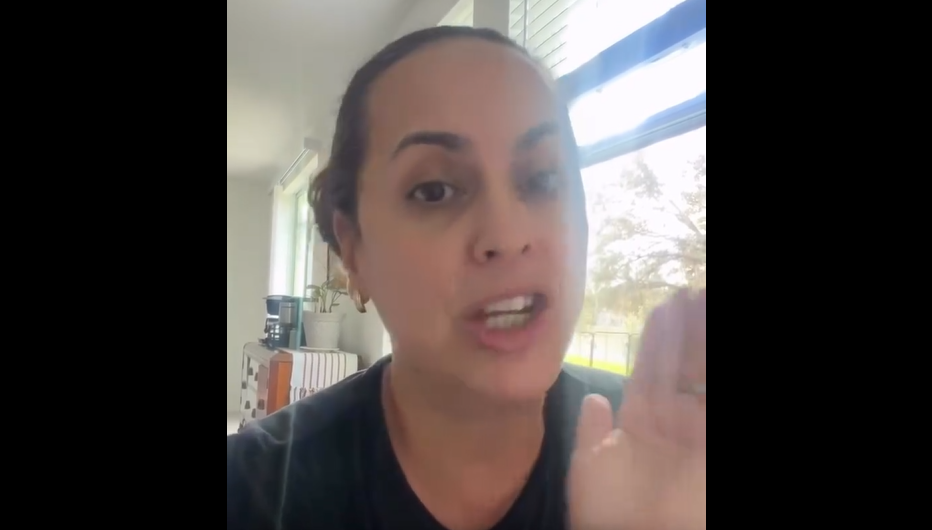 Brasileira recebe visita da polícia após gravar vídeo de ônibus escolares nos EUA