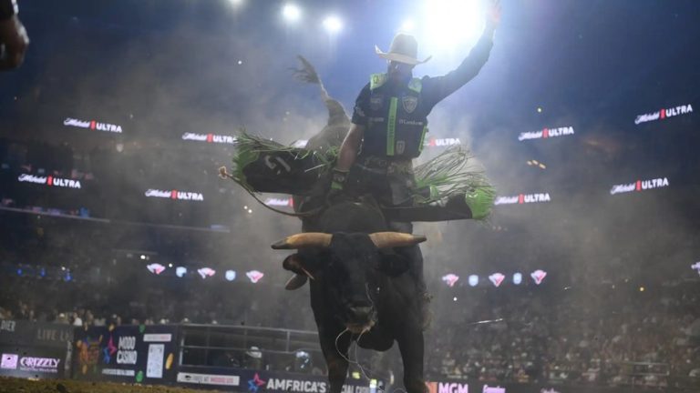 Trio Brasileiro Garante Liderança Do Arizona Ridge Riders No Team ...